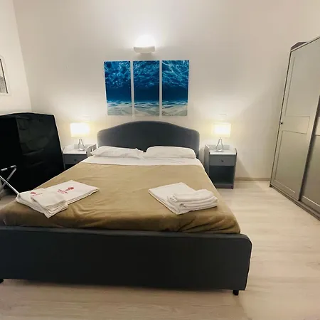 Tiburtina Suites, Gæstehus