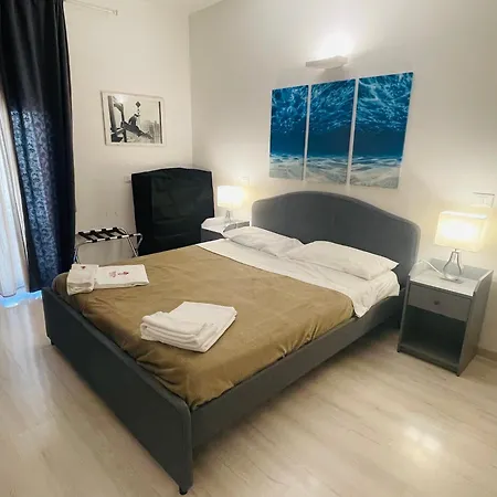 Tiburtina Suites, 3* Rom