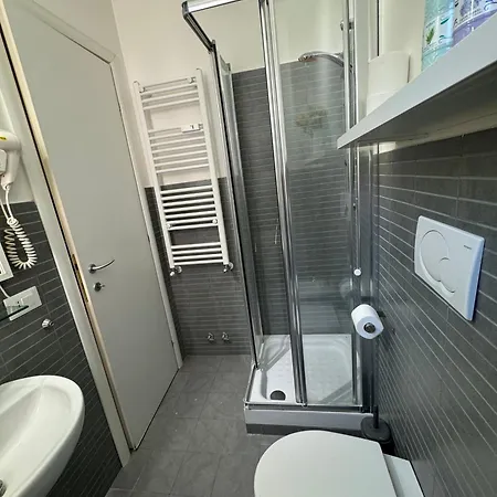 Tiburtina Suites, 3* Rom
