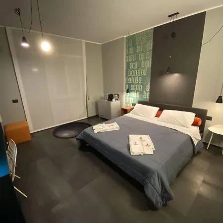 Tiburtina Suites, Gæstehus Rom