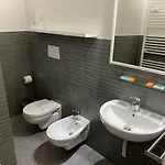 Tiburtina Suites, Gasthof