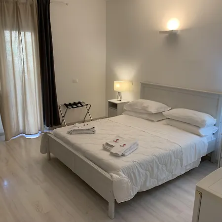 Tiburtina Suites, Roma