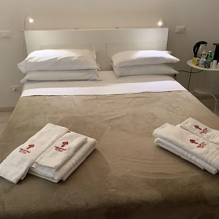Tiburtina Suites,