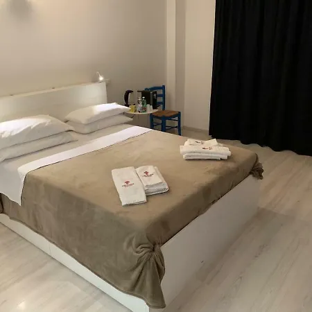 Tiburtina Suites, 招待所