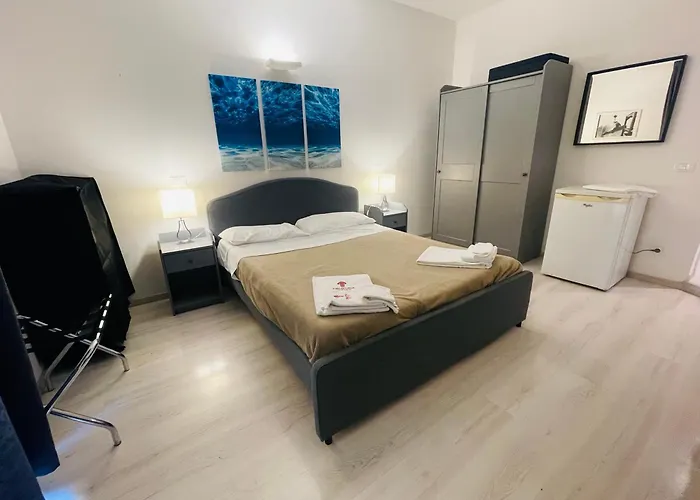 Tiburtina Suites, Pensión 3*
