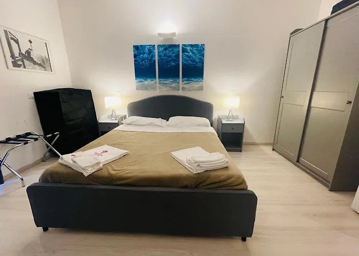 Tiburtina Suites, Pensión