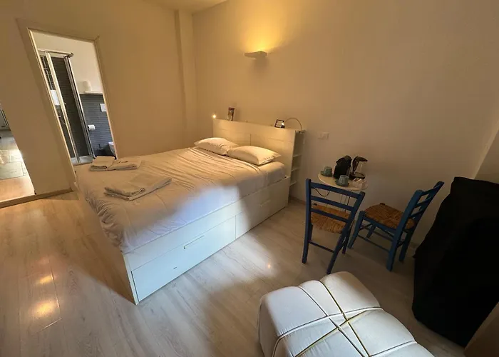 Tiburtina Suites, Pensión 3*