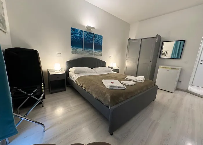 Tiburtina Suites, Pensión Roma