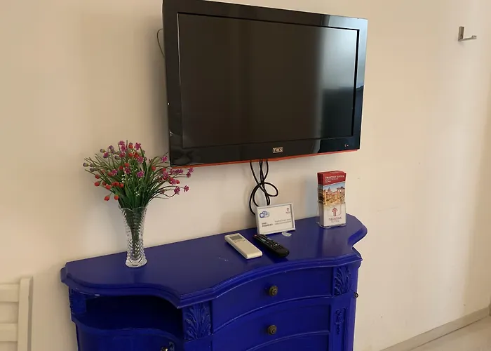 Pensión Tiburtina Suites, 3*