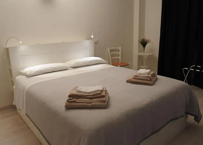 Tiburtina Suites, Pensión Roma