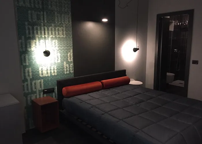 Pensión Tiburtina Suites, 3*