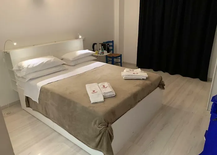 Tiburtina Suites, Pensión