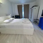 Tiburtina Suites, Pensionat